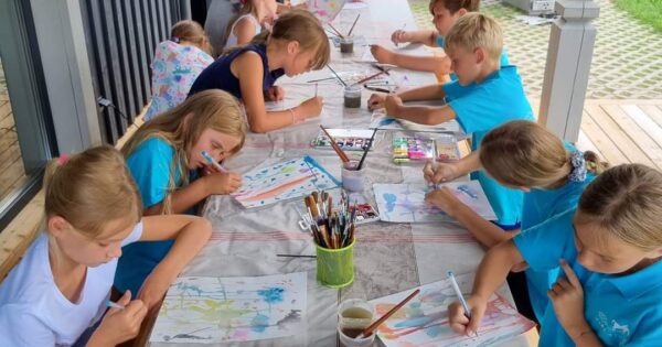 Dieninė kūrybinė vaikų vasaros stovykla